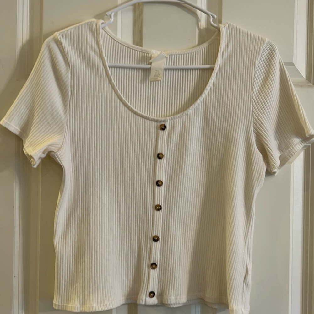 Women’s cropped top , ribbed.